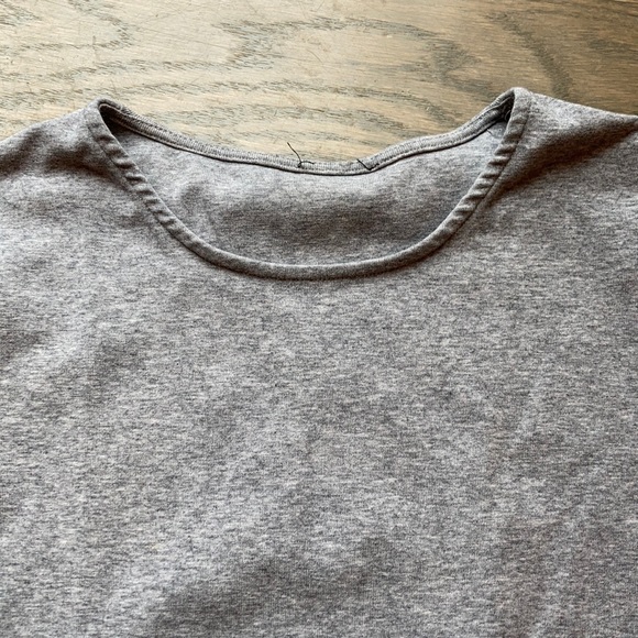 Asymmetric grey cotton top - Picture 5 of 9